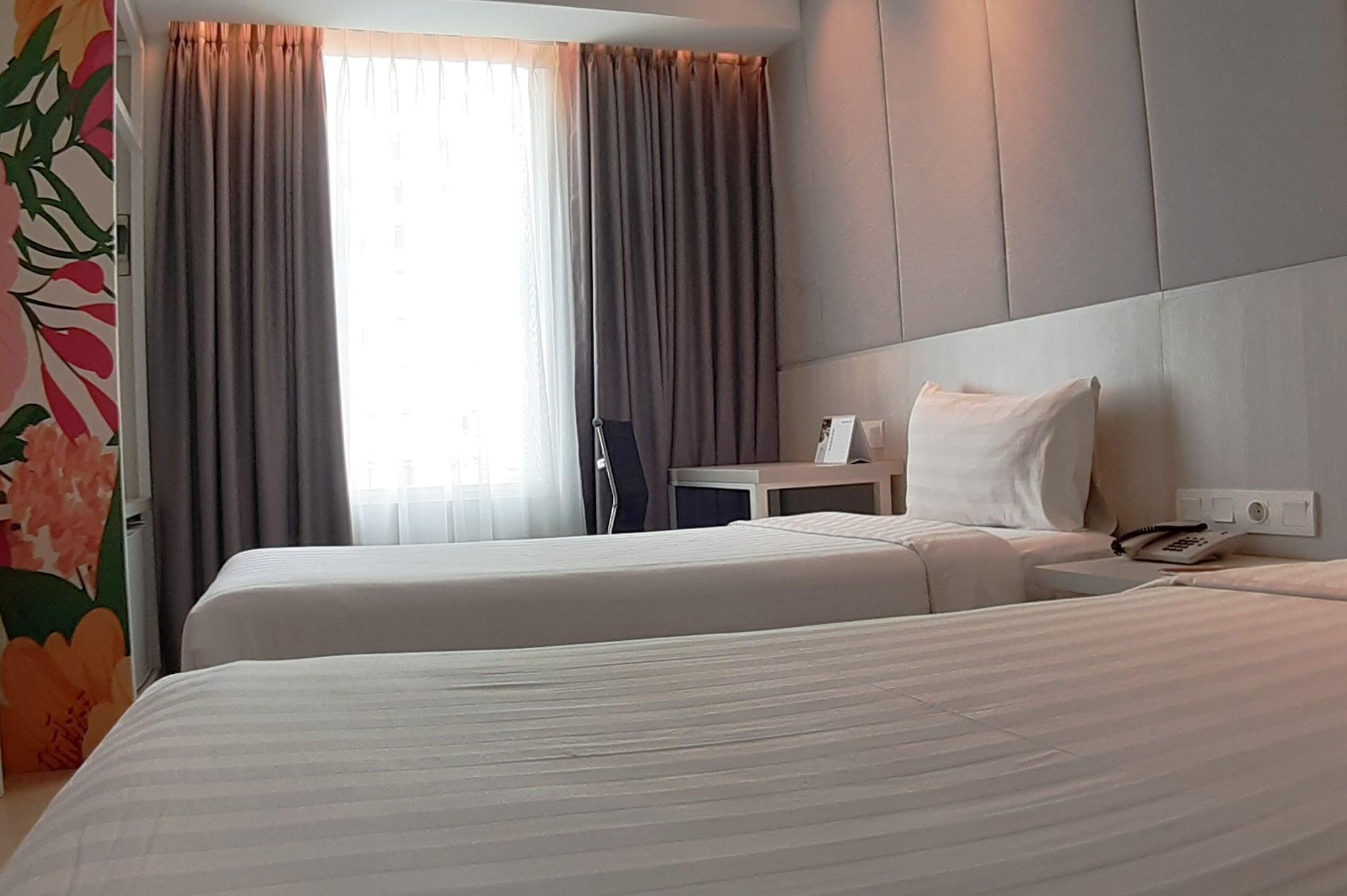 Park Hotel Cawang Jakarta Exterior foto