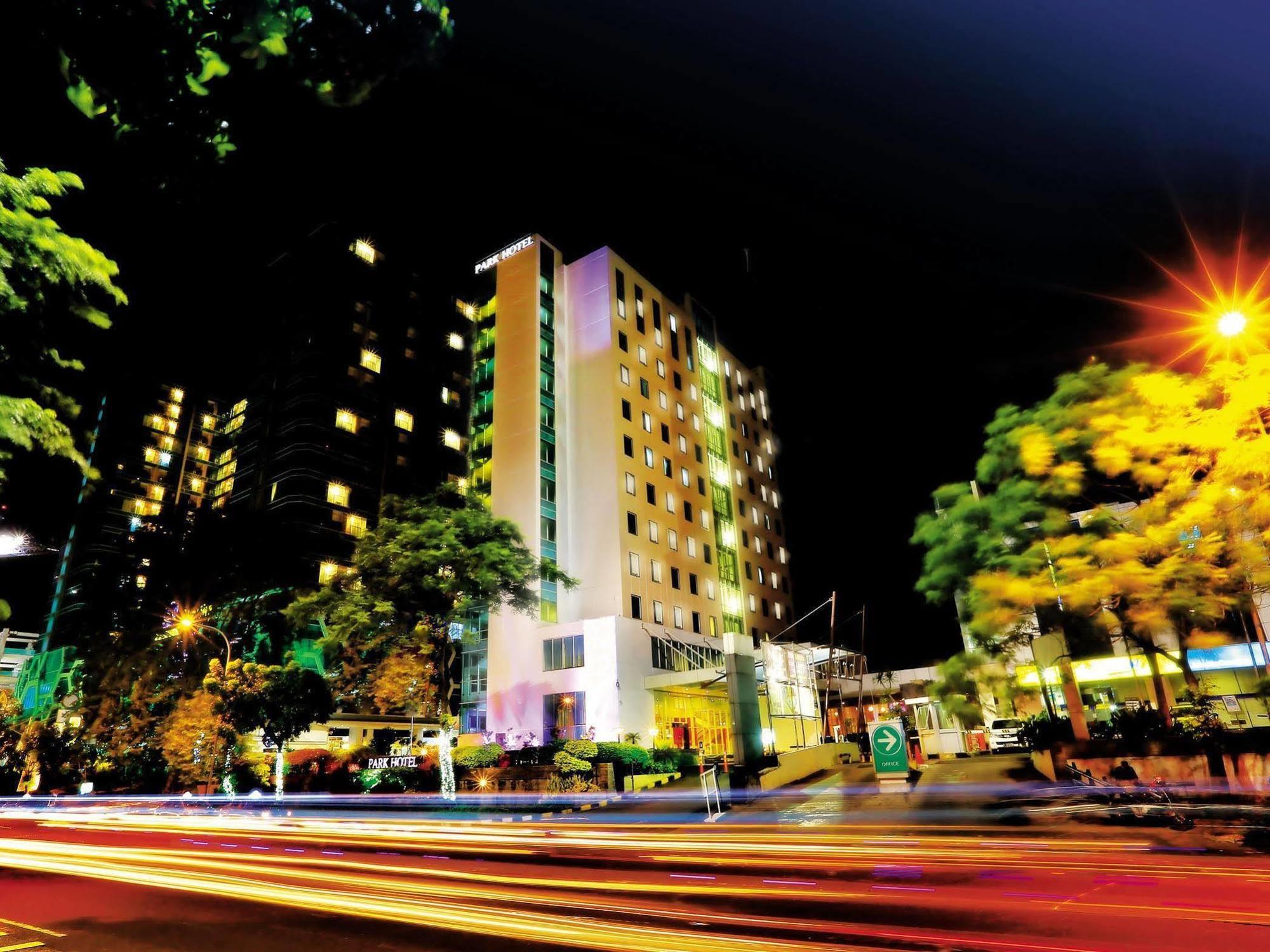 Park Hotel Cawang Jakarta Exterior foto