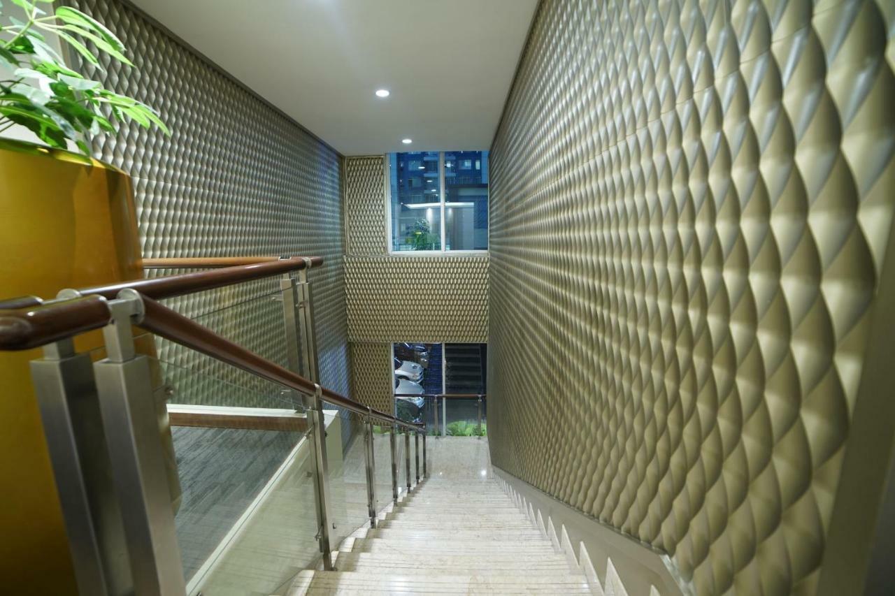 Park Hotel Cawang Jakarta Exterior foto